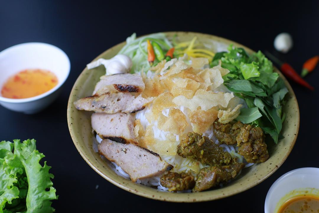 bun-nem-thit-nuong-bun-kho