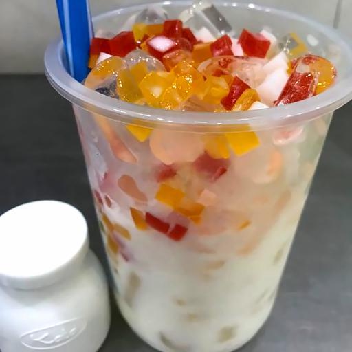 yaourt-nuoc-thach-trai-cay-ly-lon