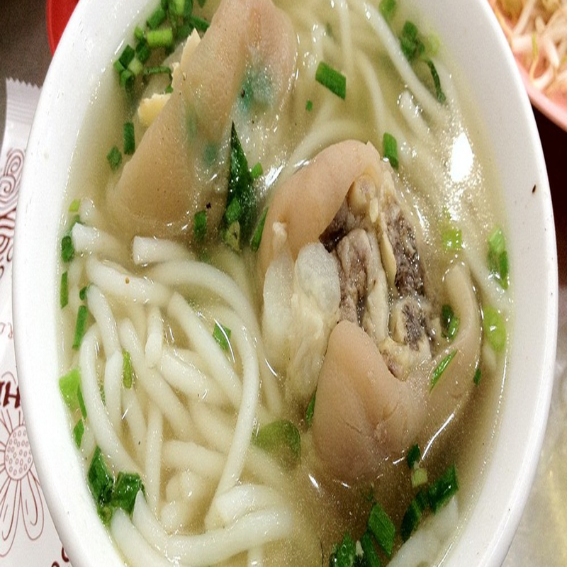 banh-canh-gio-xuong