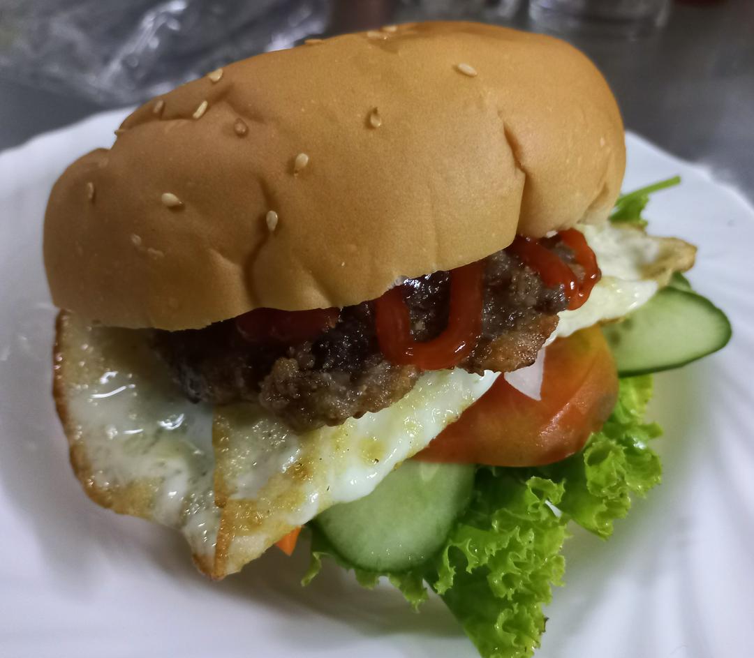 hamburger-bo-bam-trung