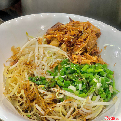 hu-tieu-mi-kho-suon-non