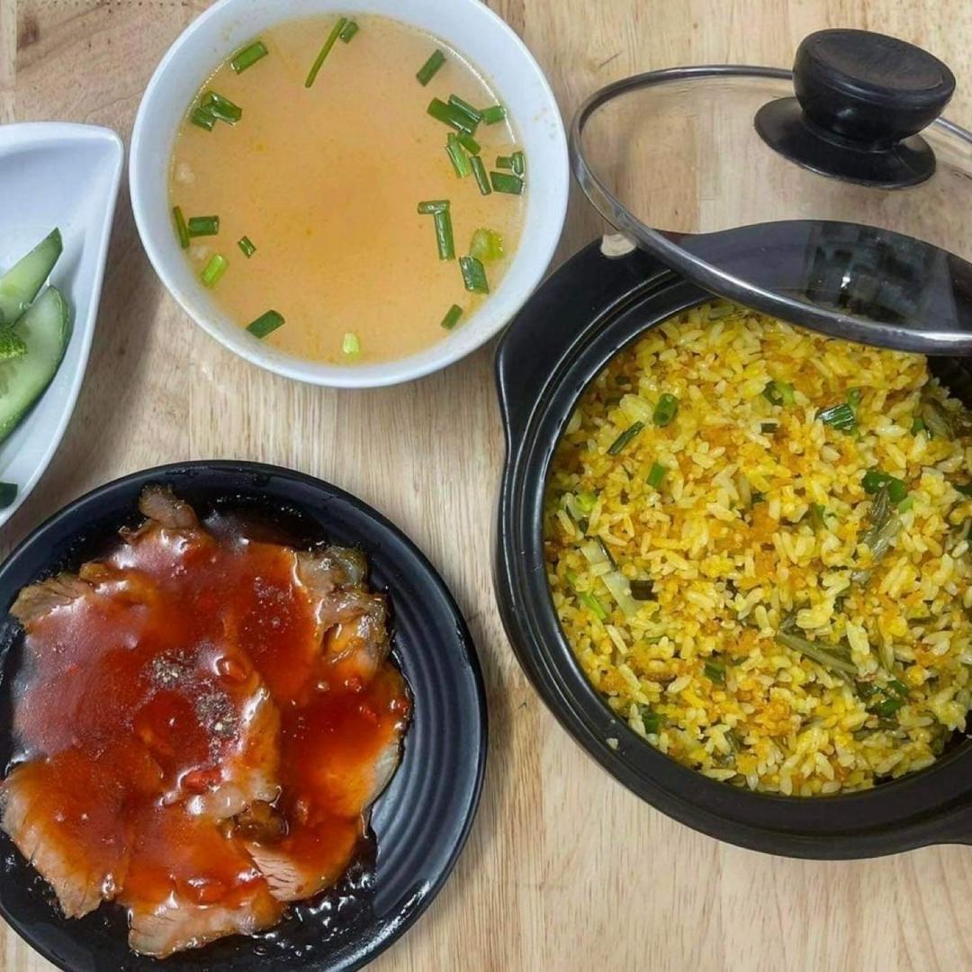 com-rang-nac-vai-xao-chua-ngot