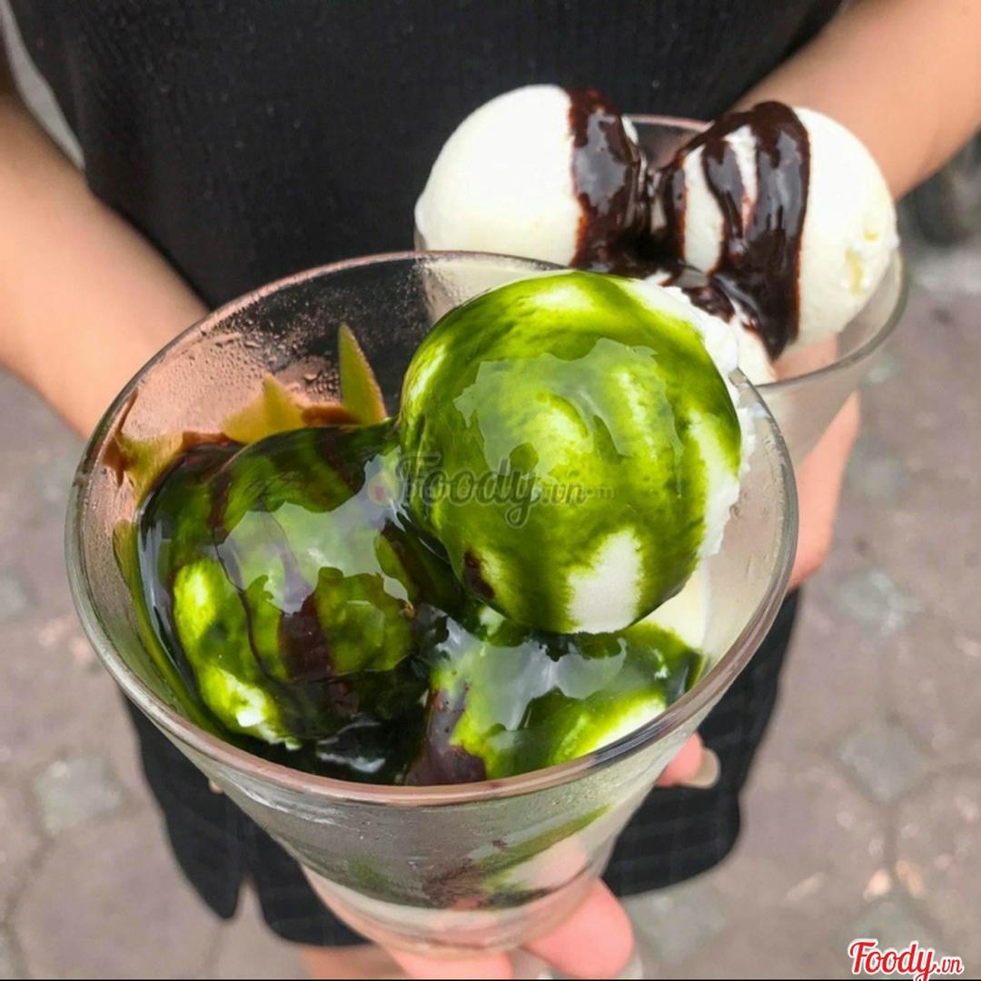 sua-chua-tran-chau-matcha