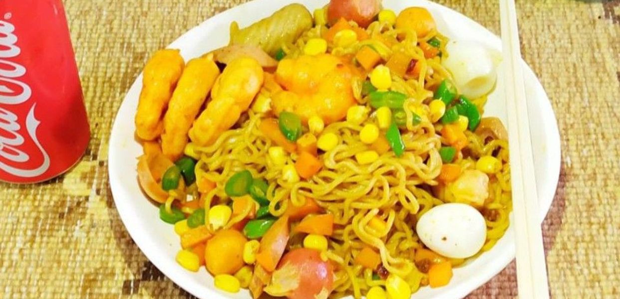 mi-pho-mi-tron-indomie-nguyen-huu-dat