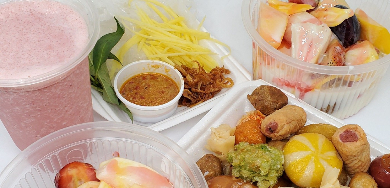 ghien-trai-cay-to-an-vat-banh-trang-cham