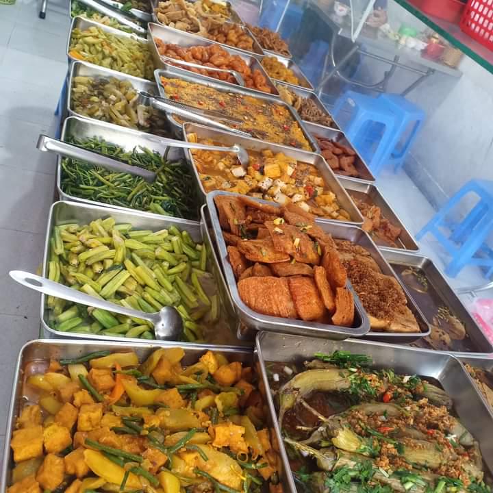 com-rau-thap-cam-au-hu-chien-sa