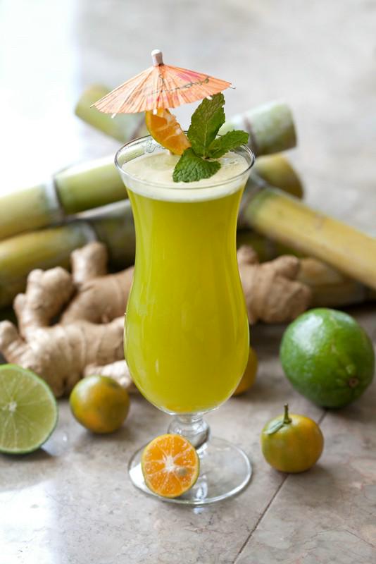 sinh-to-rau-ma-sua-au-xanh