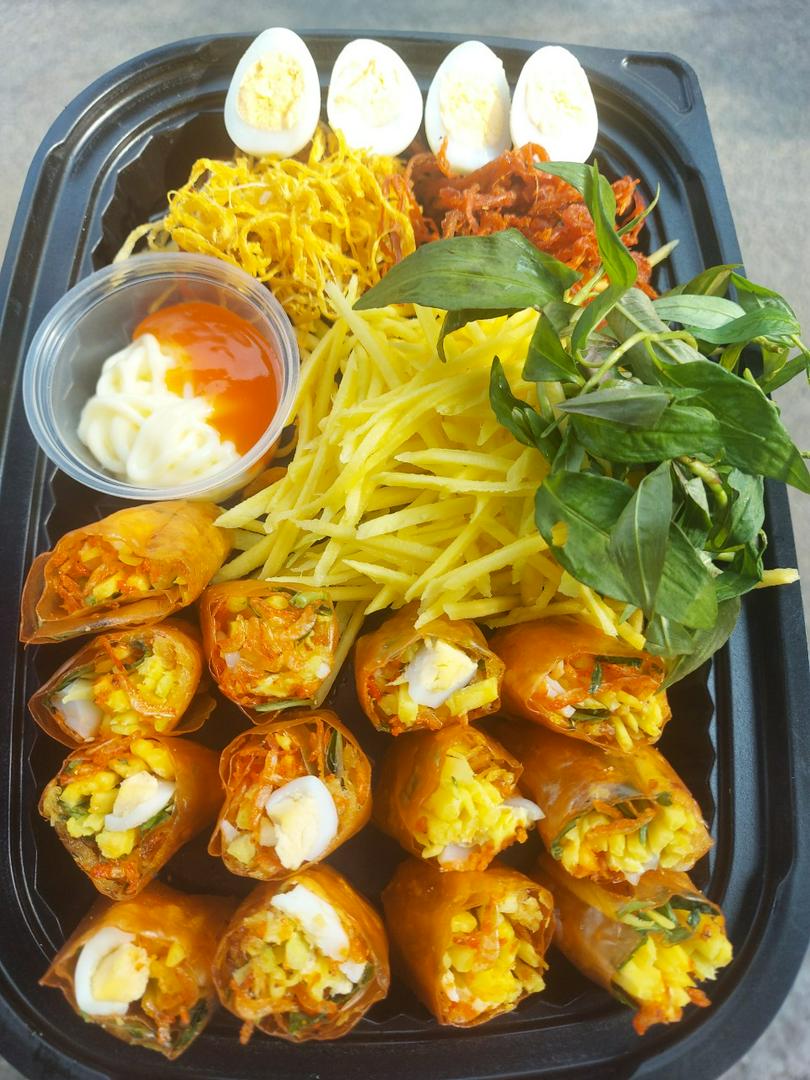 banh-trang-cuon-lon-xot-me-bo