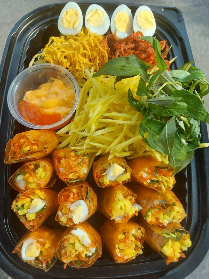 banh-trang-cuon-lon-xot-mayonnaise-nhat