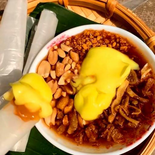 banh-trang-cham-nuoc-me