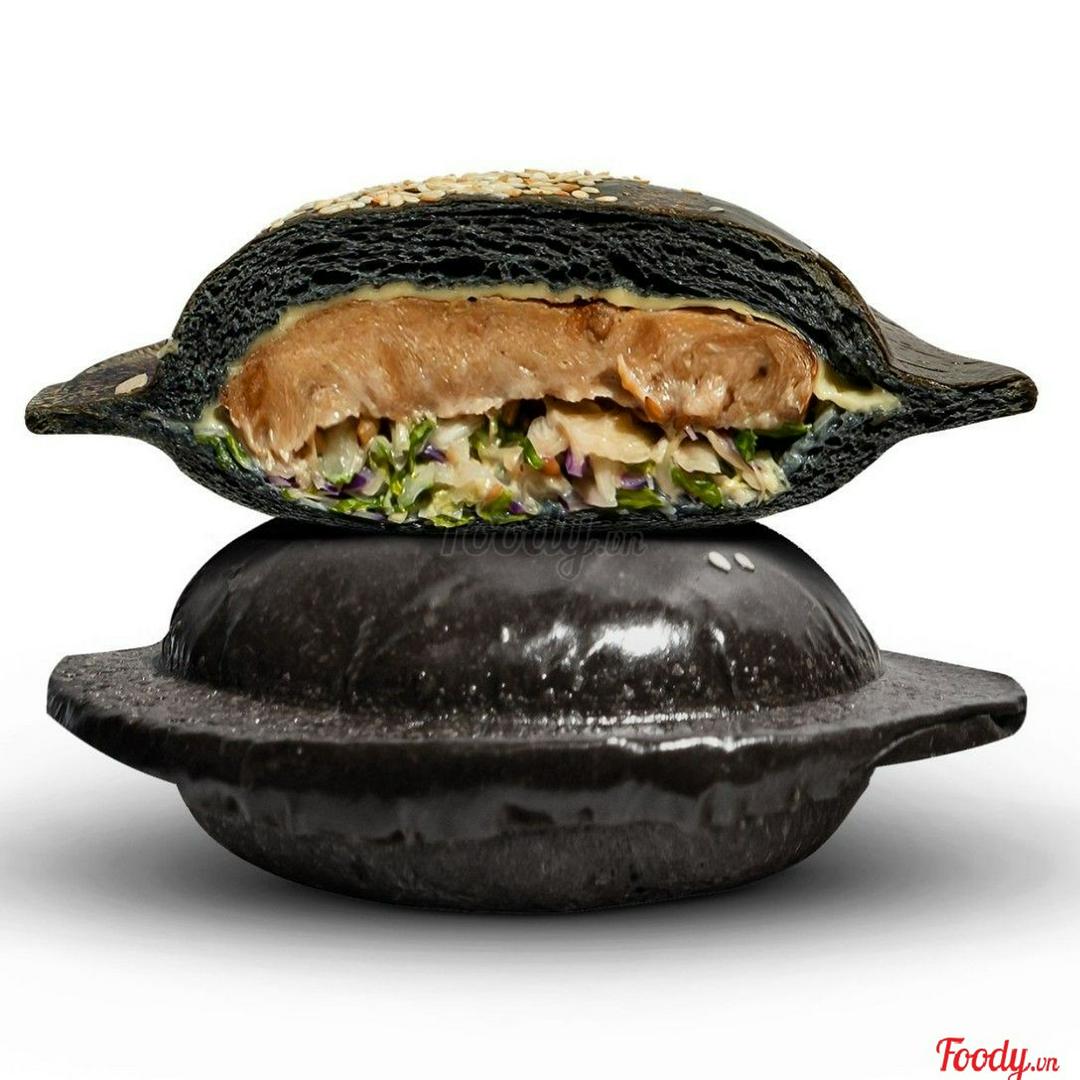 burger-ia-bay-en-nhan-chay