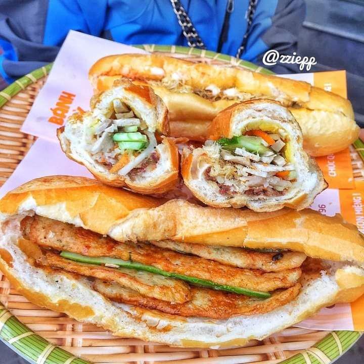 banh-mi-cha-ca