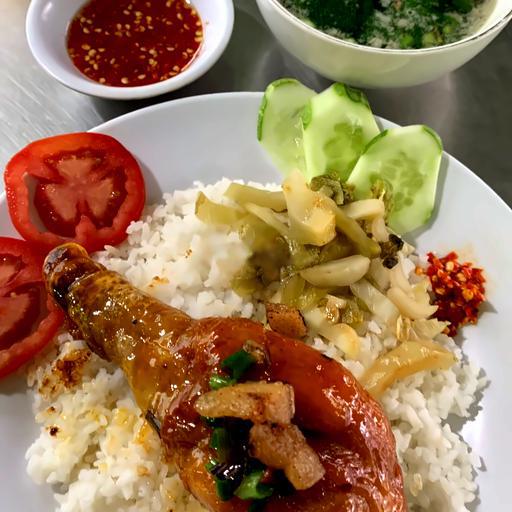 com-ui-ga-chien-nuoc-mam