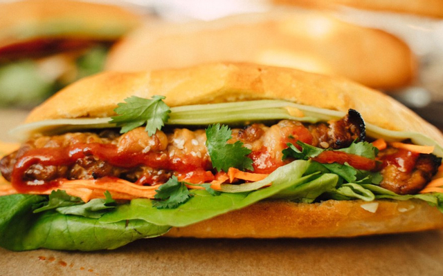 banh-my-thit-xien-chip-chip-nguyen-khang