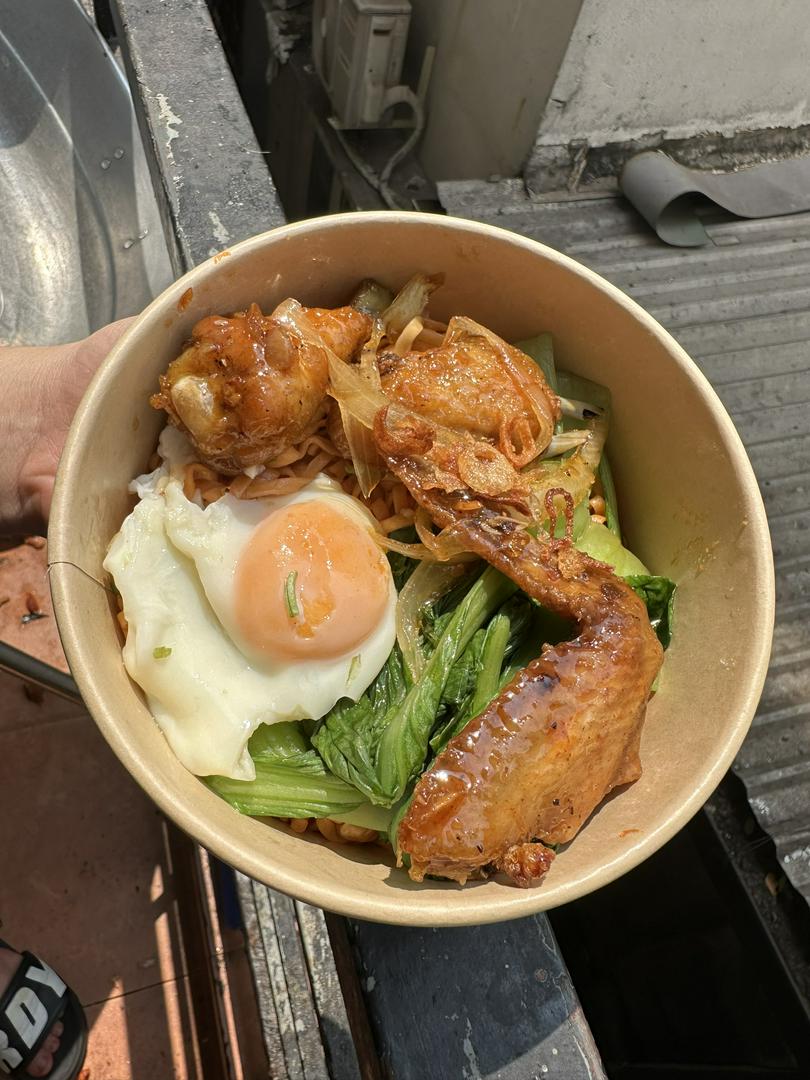 mi-tron-canh-ga-chien-nuoc-mam