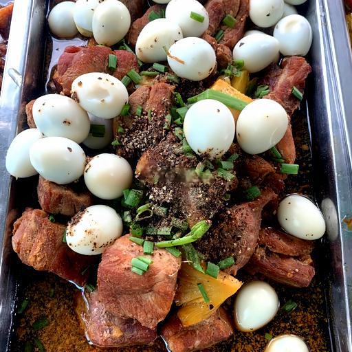 com-suon-non-kho-trung-cut