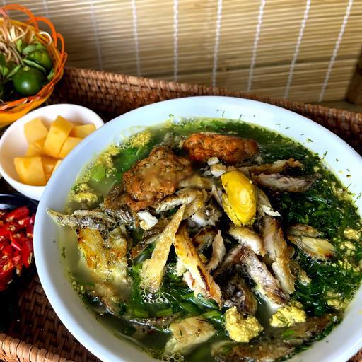 banh-a-trang-ca-ro-ong-nuong-them-cha-ca-va-trung-ca