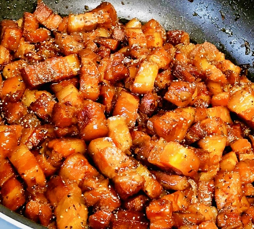 thit-ba-chi-kho-tieu-khong-kem-com