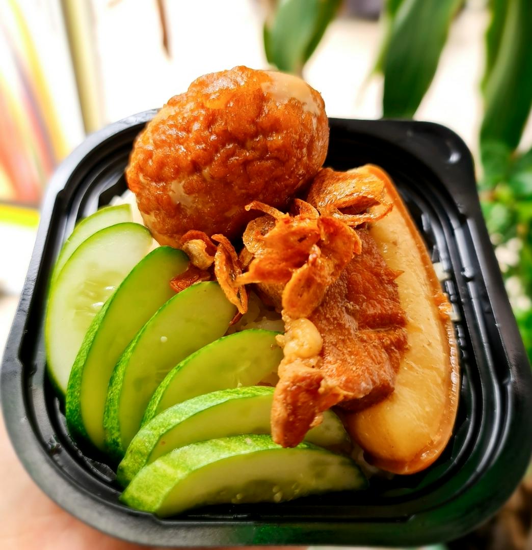 xoi-trung-kho-thit-kho-tau