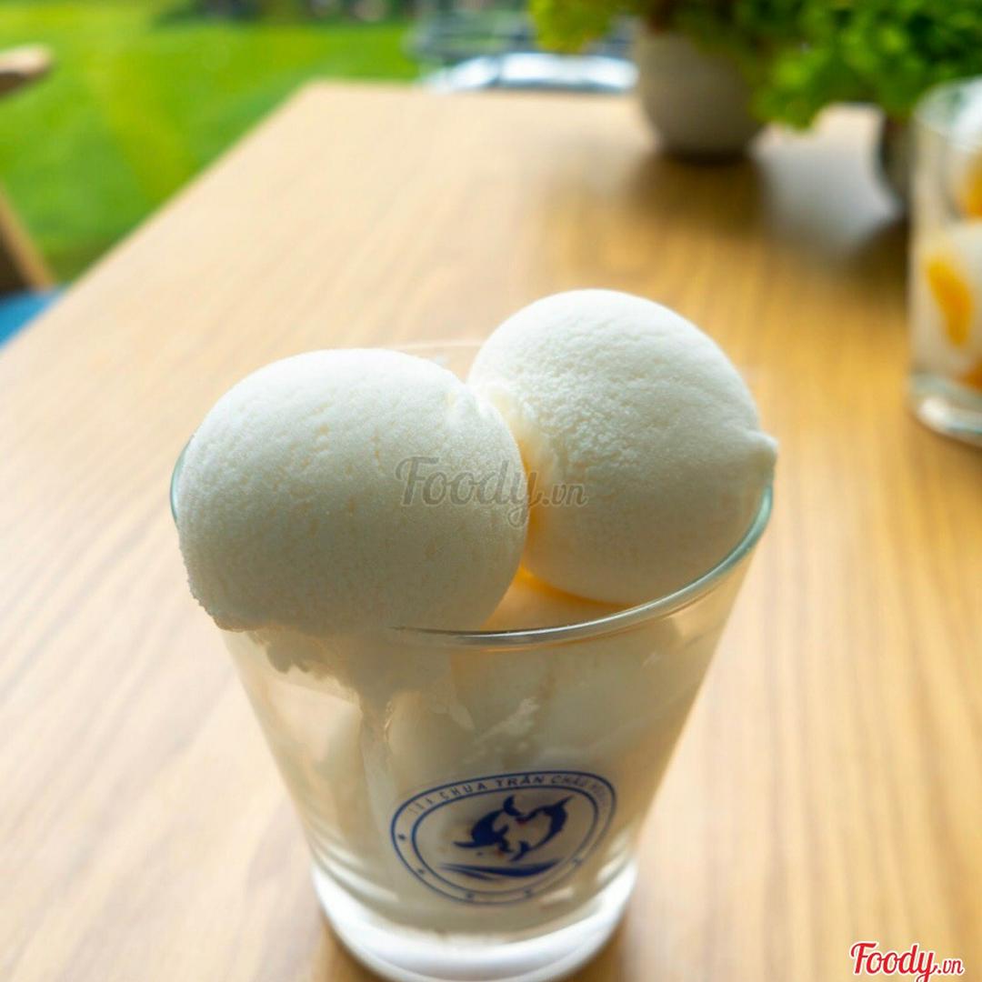 kem-sua-chua-trang