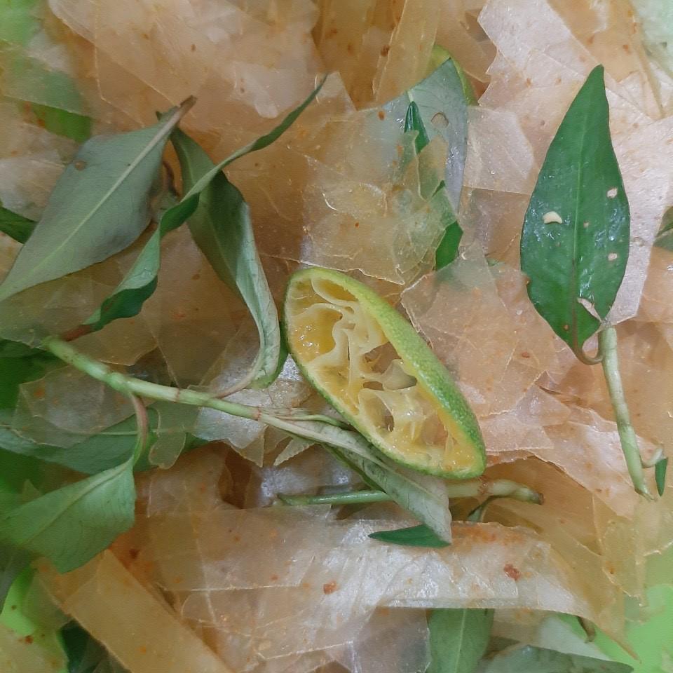 banh-trang-muoi-nhuyen-tac-khong-trung