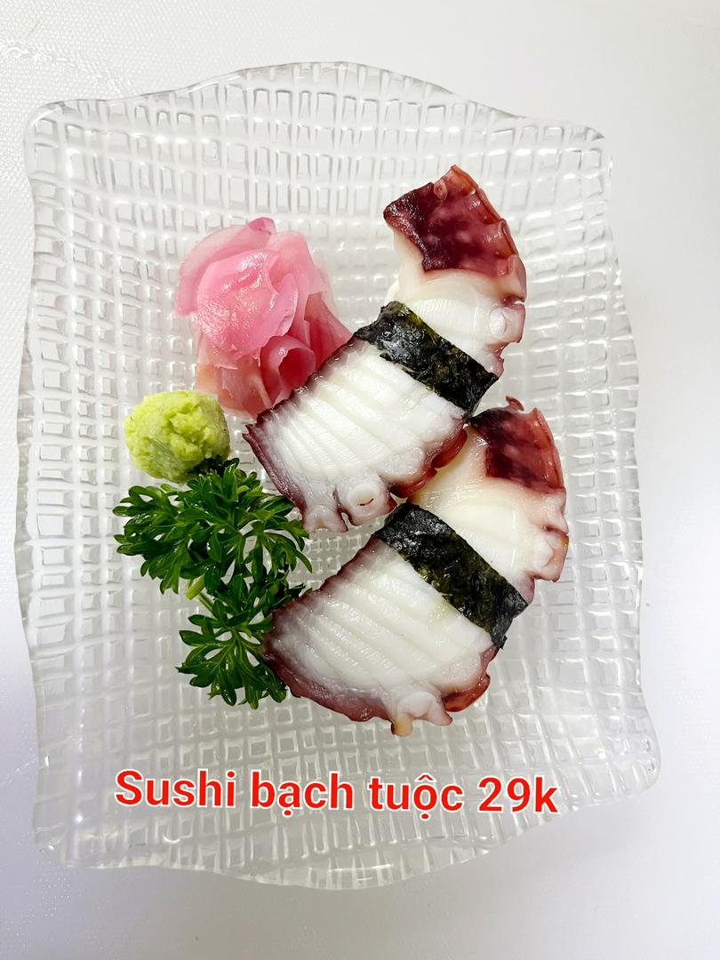 sushi-bach-tuoc