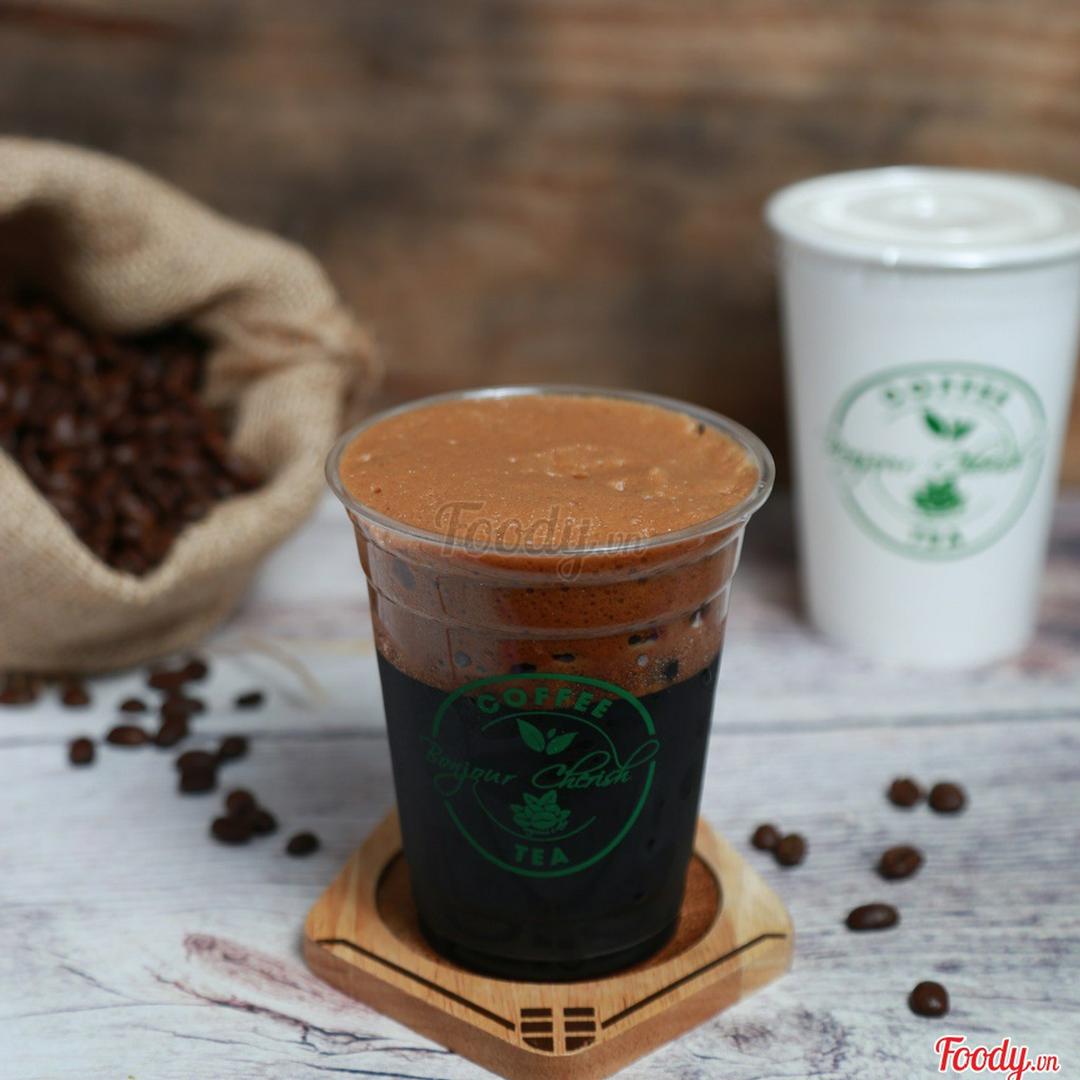 ca-phe-en-a-new-expert-bonjour