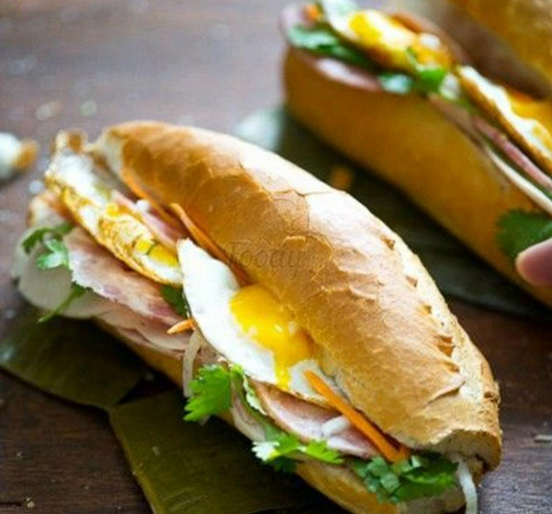 banh-mi-thit-cha-trung-ac-biet