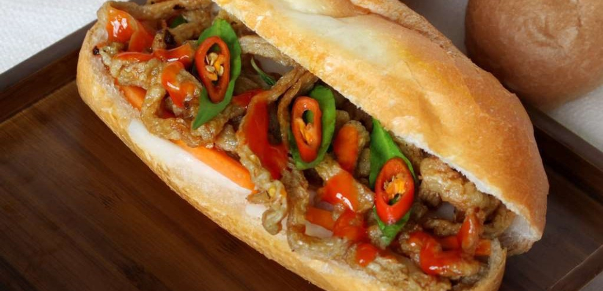 banh-mi-cha-ca-vung-tau-nguyen-thuong-hien