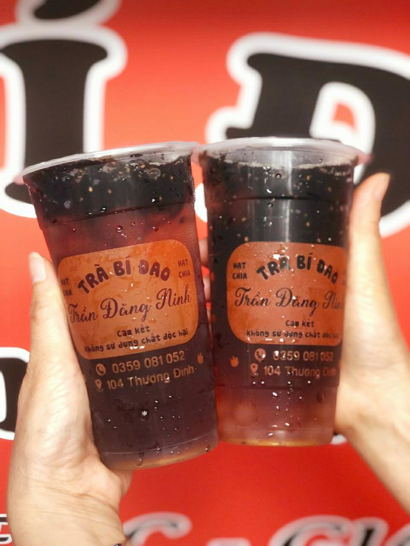 tra-bi-ao-full-toping-thach-hat-chia-it-ngot