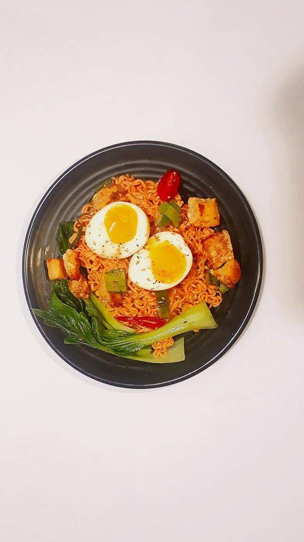 mi-tron-top-mo-trung-long-ao