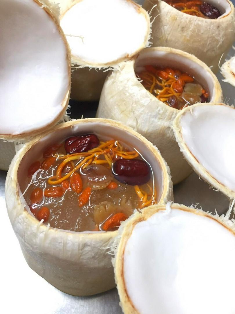 dua-xiem-chung-tuyet-yen