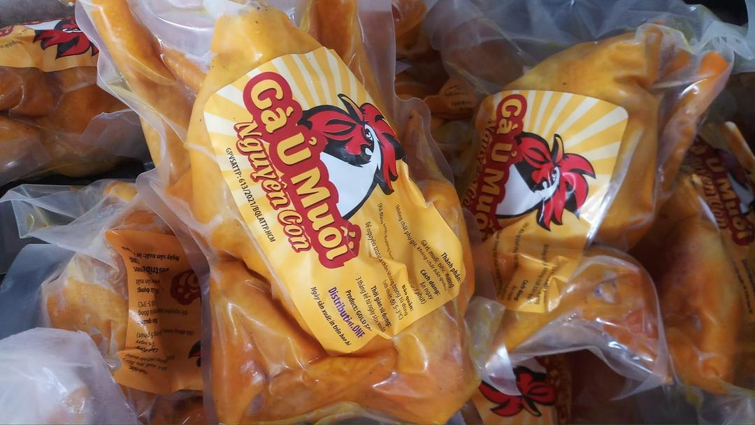 ga-u-muoi-nguyen-con-khong-chat-chan-au-co-canh-ay-u