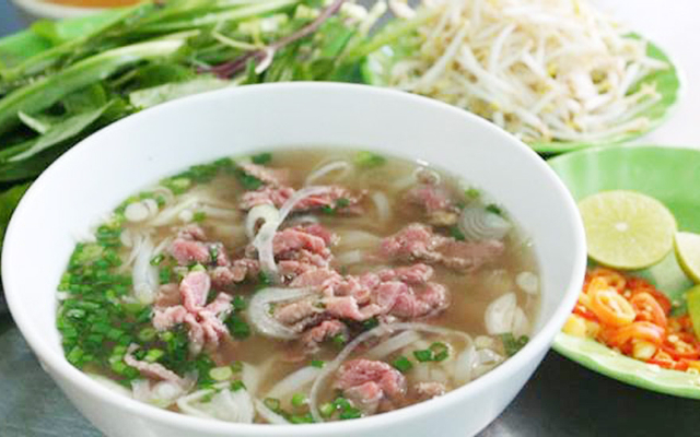 Cô-Tư---Phở-Bò-&-Bún-Mộc---Đoàn-Văn-Bơ