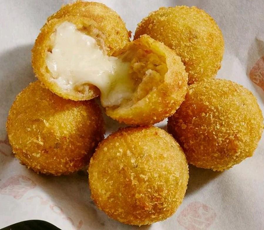 banh-ga-nhan-pho-mai