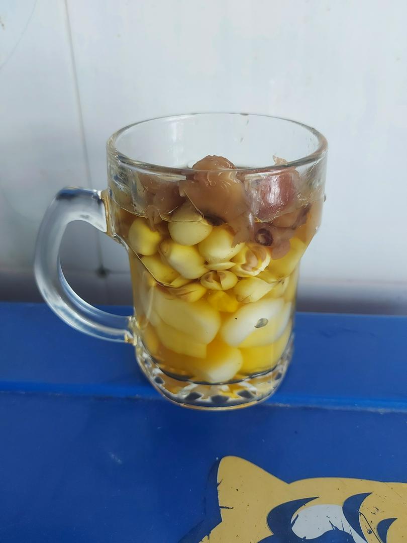 thach-hat-sen-cu-nang-nhan-nhuc