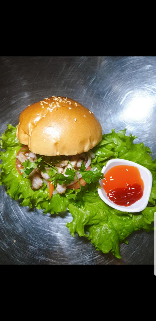 hamburger-heo-nuong