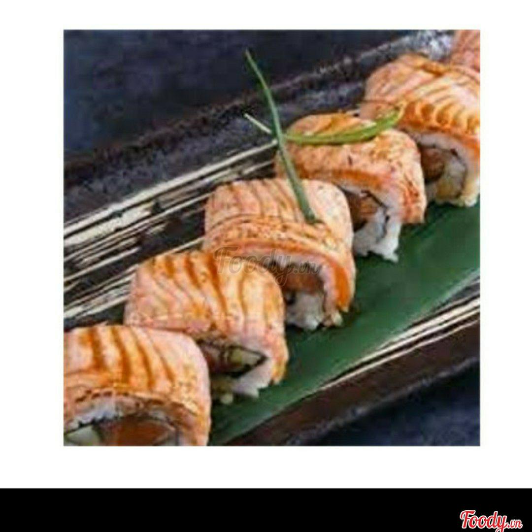 grill-salmon-roll-sushi-ca-hoi-nuong-tai