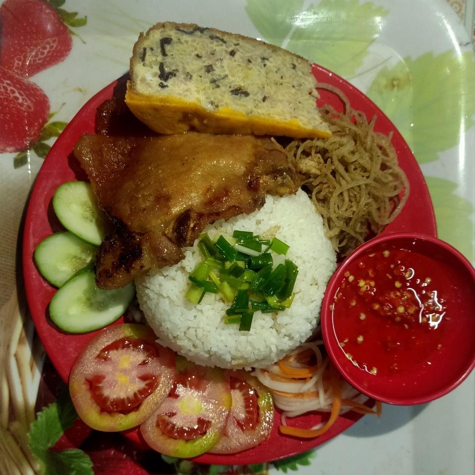 com-suon-bi-heo-cha-nuong