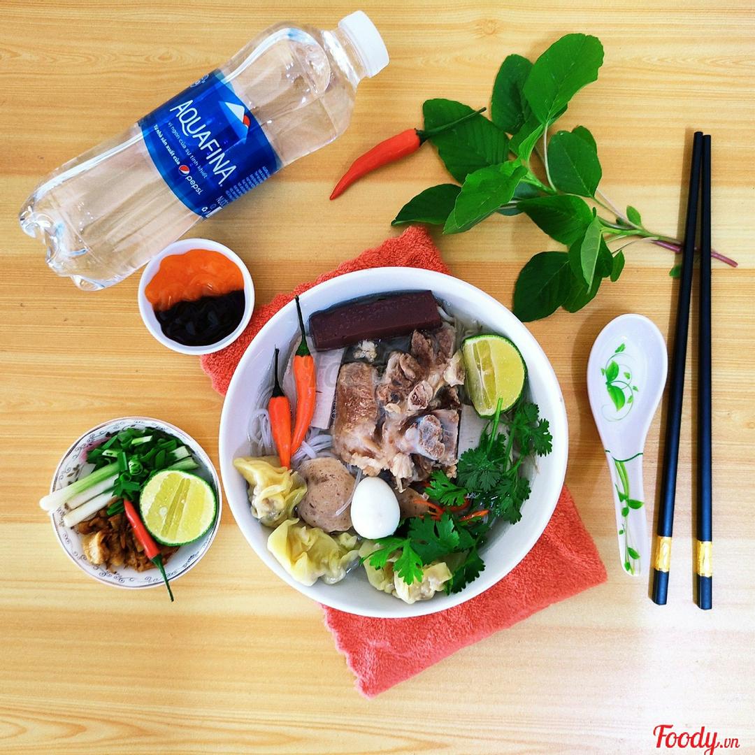 nui-suoi-lanh-aquafina-chai-500ml