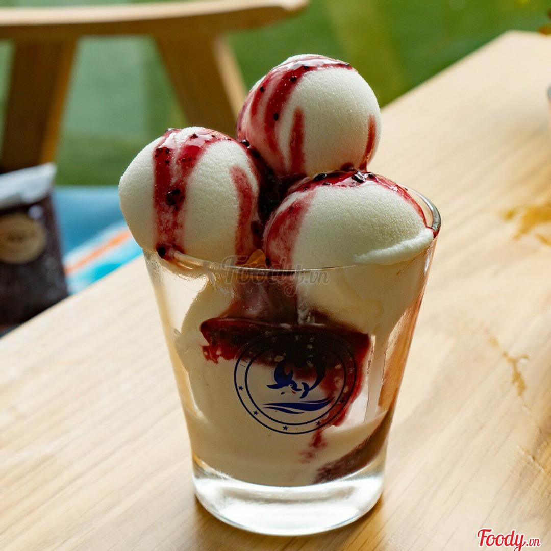 kem-sua-chua-phuc-bon-tu