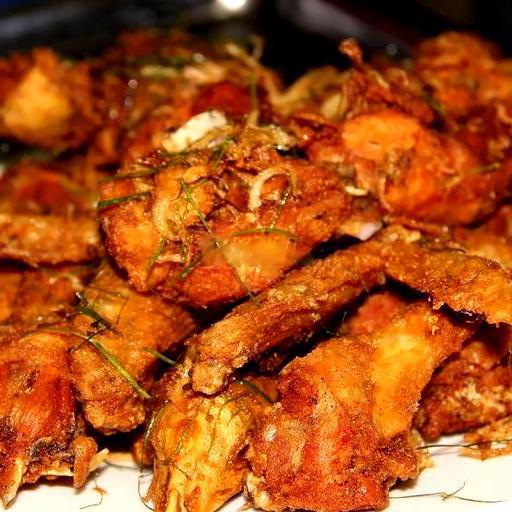 combo-01-ga-hap-nua-con-01-ga-chien-mam