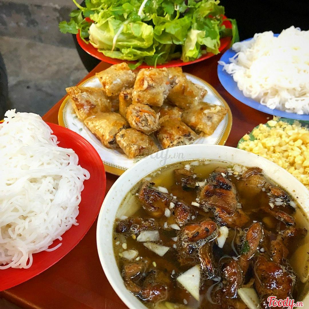 bun-cha-truyen-thong-nem-coca