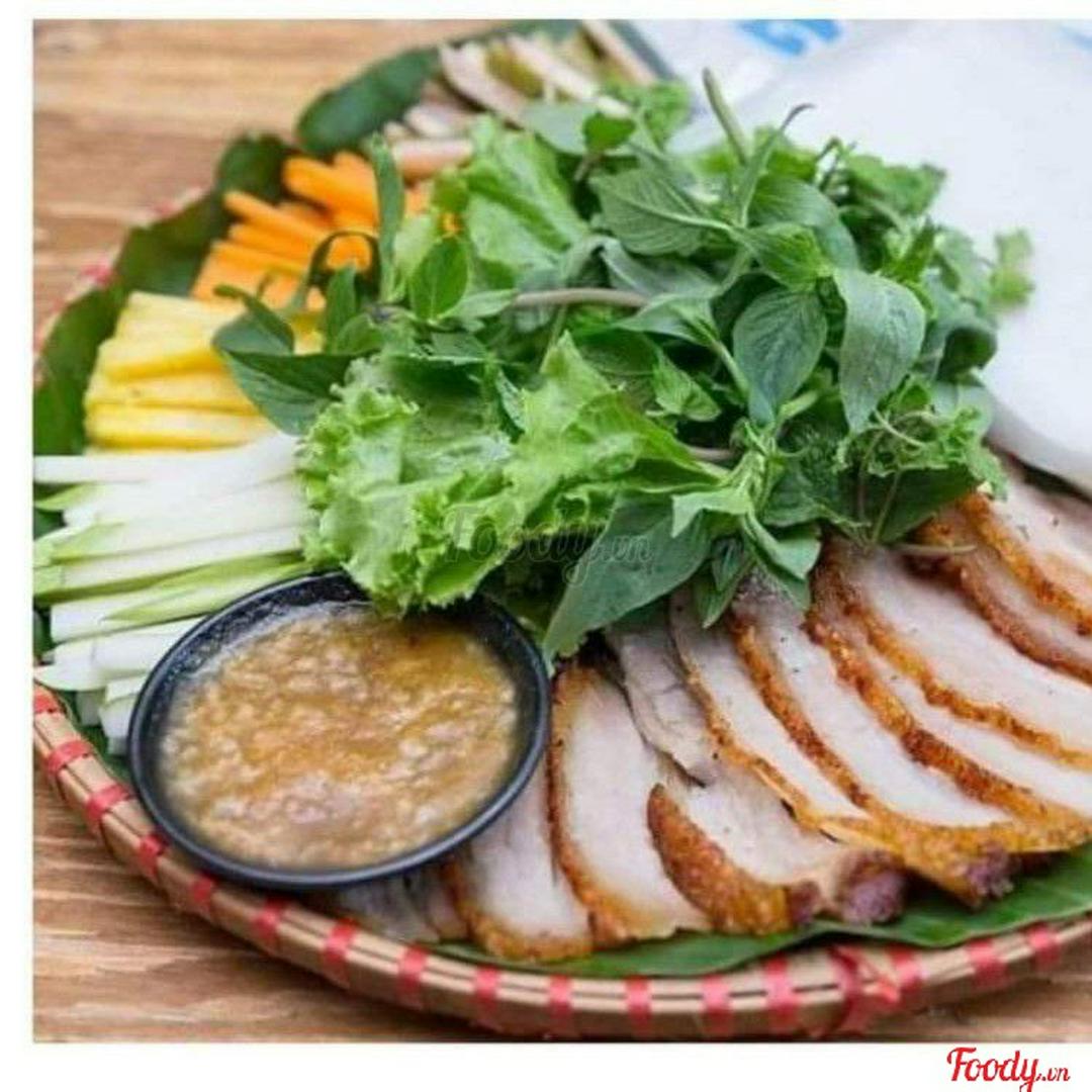 banh-trang-cuon-thit-heo-quay