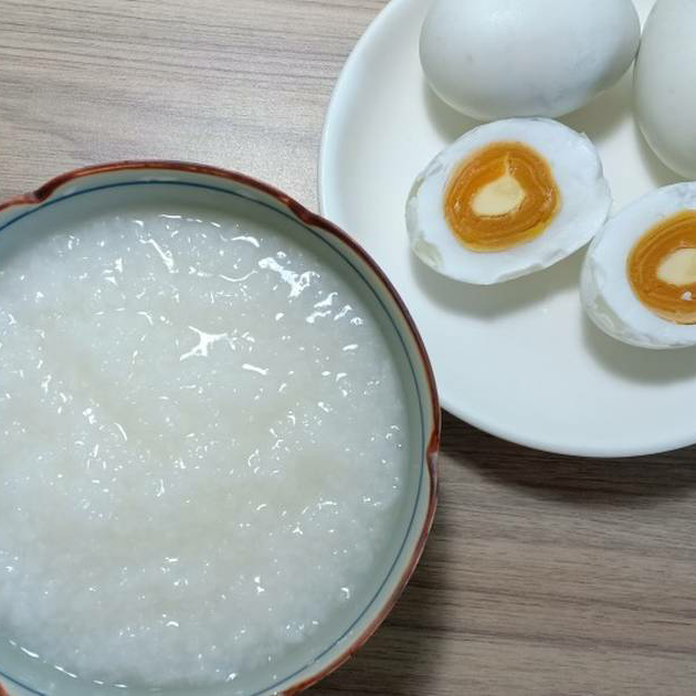 chao-trang-trung-muoi