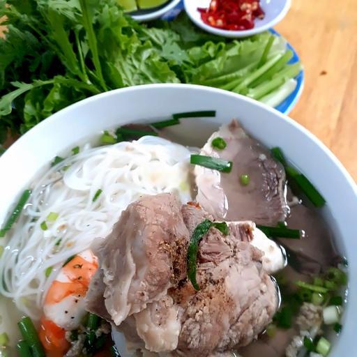 hu-tieu-thap-cam-xuong