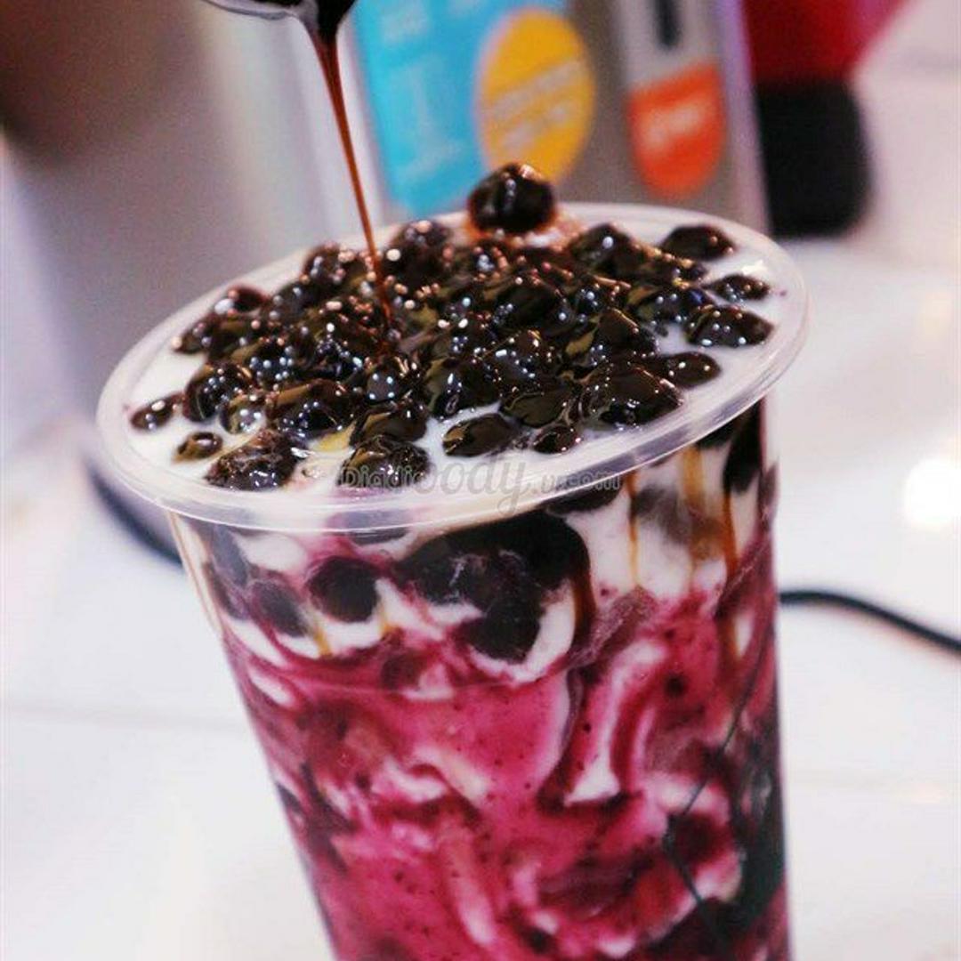 sua-tuoi-tran-chau-uong-nau-viet-quat