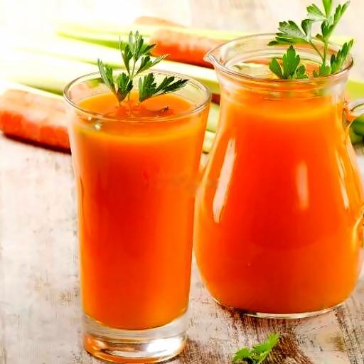 nuoc-ep-ca-chua-ca-rot