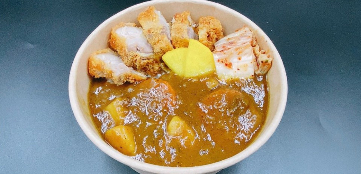 com-nhat-ban-rin-chan-o-uc-duc