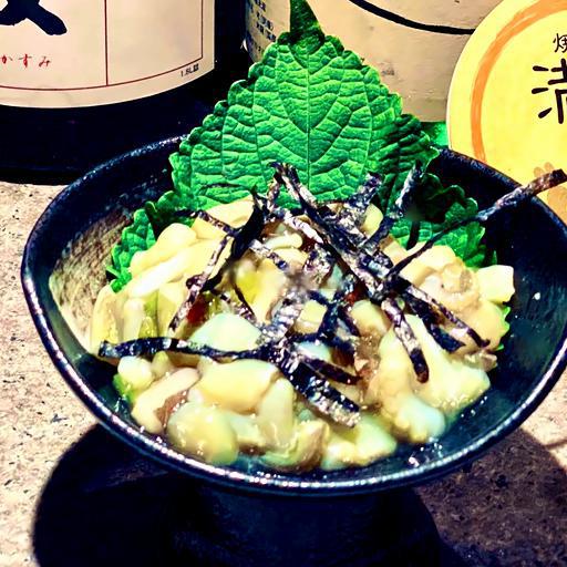 bach-tuoc-tron-mu-tat-seasoned-octopus-w-wasabi